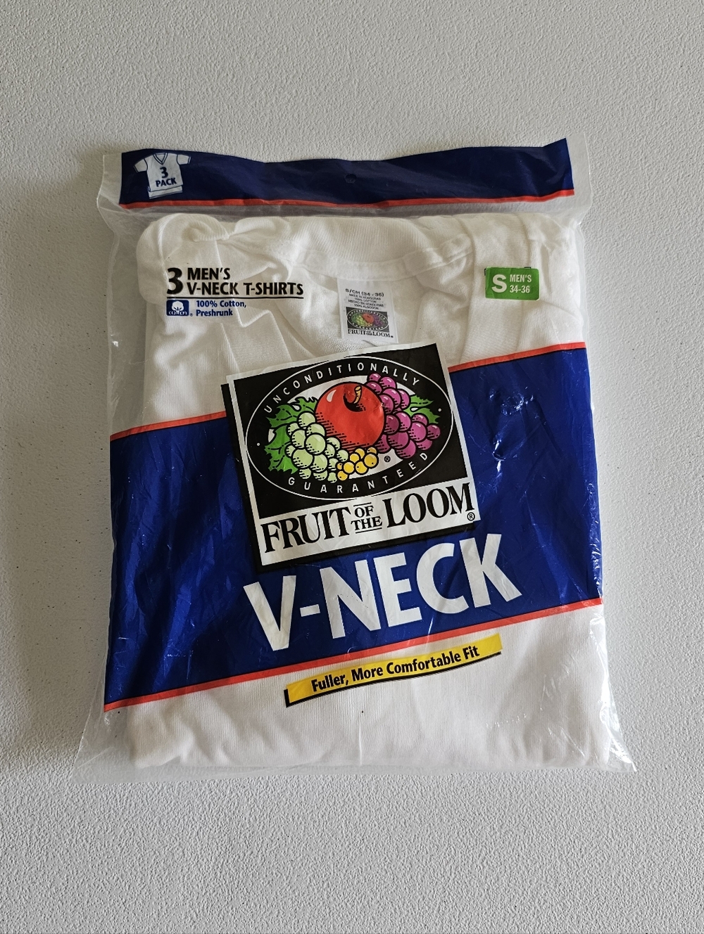 Vtg 1996 Fruit of the Loom 3 Pack V-Neck White Tee Shirts Small 34-36 Cotton